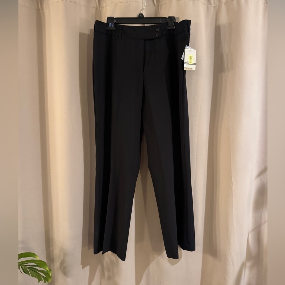 Women’s NWT Investments Black Dress Pants